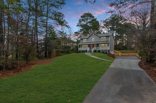 1308 Highpoint Rd, Lithonia, GA 30078-2790