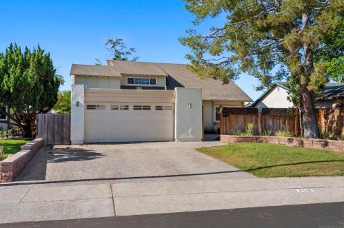 7116 Cather Ct, San Diego, CA 92122-2615