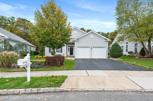 32 Spencer Dr, Jackson Twp, NJ 08527-4387