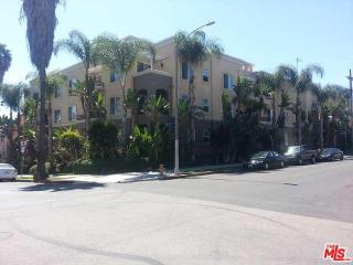 4568 1st St, Los Angeles CA 90004-4068 exterior