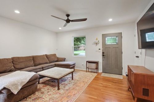 691 San Fernando Dr, Smyrna GA  30080-1478 exterior