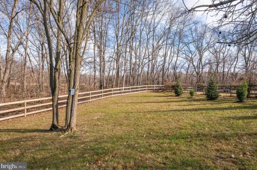 874 Pheasant Hill Rd, Summit Point WV  25446-3634 exterior