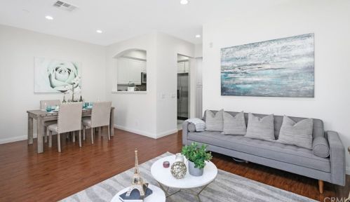 126 Hedge Bloom, Irvine CA  92618-1517 exterior