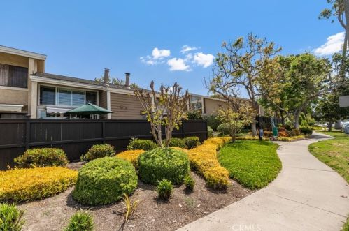 26 Lakepines, Irvine CA  92620-1915 exterior
