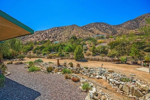 12162 Juniper Hills Rd, Pearblossom, CA 93553-3493