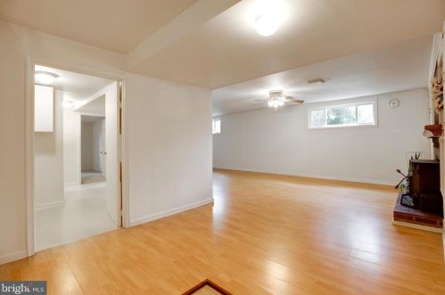 7321 Lamar Dr, Springfield VA  exterior