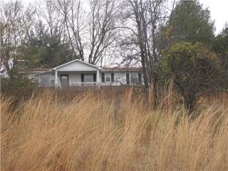 40 Jean Dr, Tullahoma, TN 37388-8032