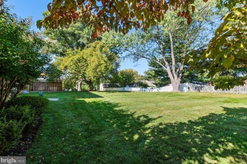 2417 Gate Dr, Silver Spring MD 20906-2207 exterior