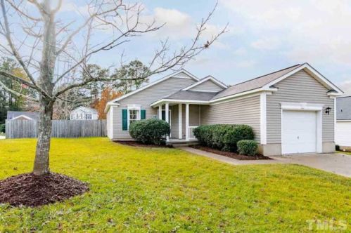 200 Homestead Park Dr, Apex, NC 27502-4444