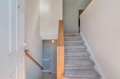 2116 Wedgewood Dr, Stone Mountain, GA 30088-3945
