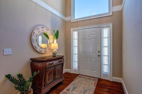 2521 Summeroak Dr, Tucker, GA 30084-3456