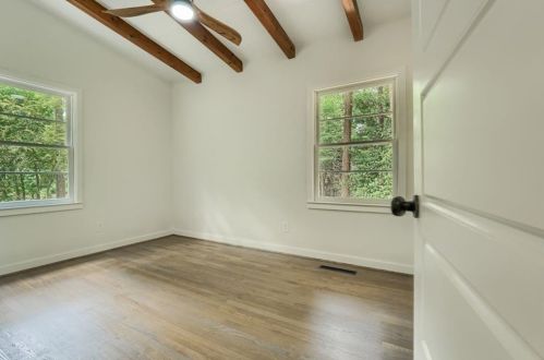 4590 Briarcliff Rd, Atlanta GA  30345-2160 exterior