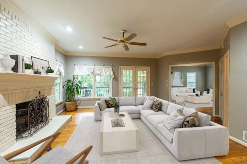 4226 Carmain Dr, Atlanta GA  30342-3504 exterior