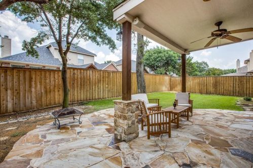 1201 Sheffield Dr, Midlothian TX  76063-7693 exterior