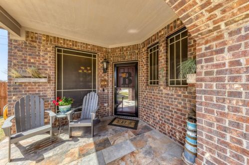 308 Darlington Trl, Fort Worth TX  76131-3584 exterior