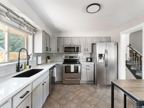 6505 54th Pl, Arvada CO  80002-3311 exterior