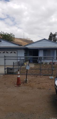 9977 Granite Hill Dr, Riverside, CA 92509-1034