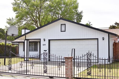 644 Chicago Ave, Stockton, CA 95206-2912