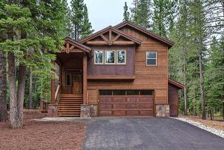 13670 Edelweiss Pl, Truckee, CA 96161-7152