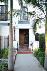 1001 Havenhurst Dr, Los Angeles CA  90046-6002 exterior