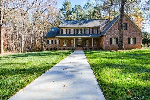1856 Mack Dobbs Rd, Kennesaw, GA 30152-3266