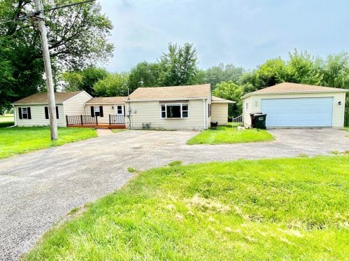 23860 Loomis St, Crete, IL 60417-9793