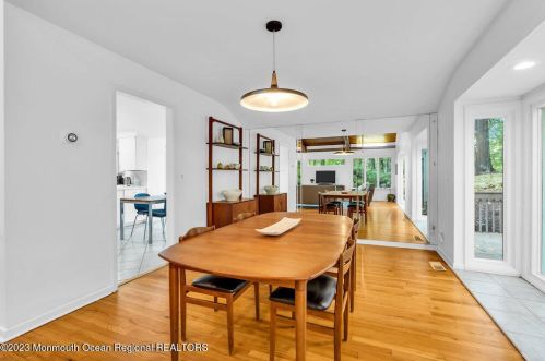 10 Lefferts Ct, Middletown NJ  07748-3031 exterior