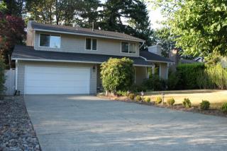 17302 23rd Ct, Redmond, WA 98052-6058
