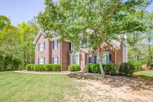 1140 Glenwood Ln, Bogart, GA 30622-2395
