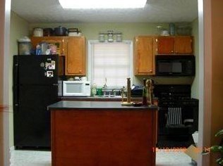 2775 Argyle Dr, Atlanta GA  30318-3377 exterior