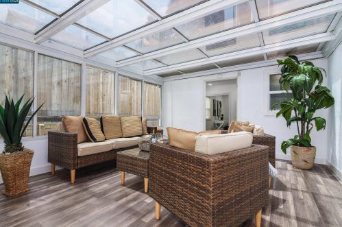 1344 Sherwood Dr, Concord CA  94521-3350 exterior