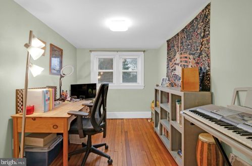 525 Park Blvd, Haddonfield NJ  08033-2938 exterior