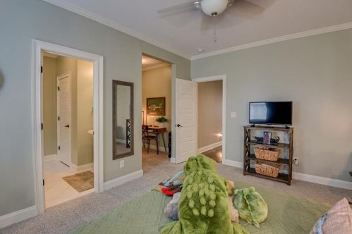 1045 Peninsula Xing, Evans GA  30809-4330 exterior