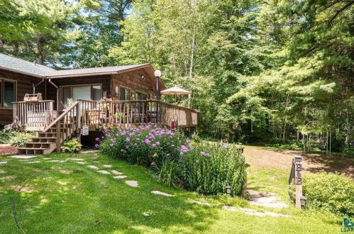 1060 Alcohol Rd, Wrenshall, MN 55797-9040