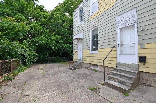 415 Ada St, Cincinnati OH 45219-1103 exterior