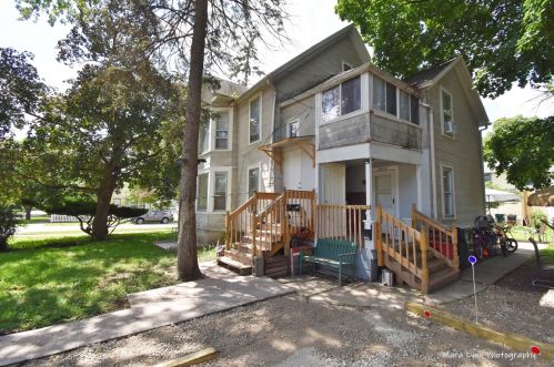 105 Jefferson St, Batavia, IL 60510-1852