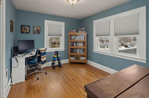 1 Bartlett Ave, Norwalk CT  06850-1914 exterior