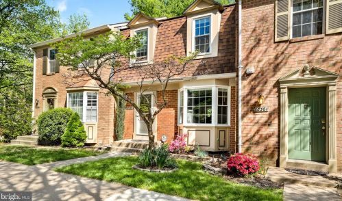 10383 Green Holly Ter, Silver Spring MD 20902-5803 exterior