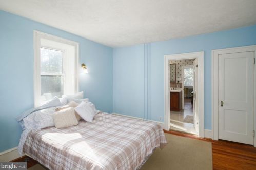 510 Kings Hwy, Haddonfield NJ 08033-2114 exterior