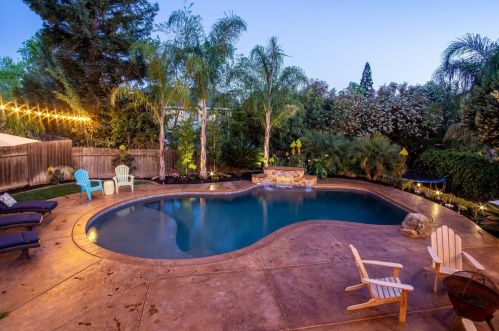 104 Patton Ct, Folsom, CA 95630-1835
