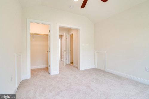 7892 Carbondale Way, Springfield VA  22153 exterior