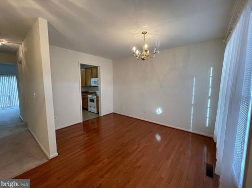 37 Yagers Rd, Richmond National Battlefiel, VA 22835-3315