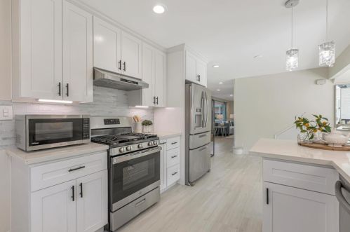 1741 Linnet Ln, Sunnyvale CA  94087-4832 exterior