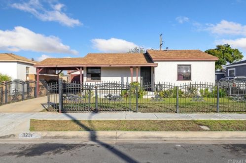 3231 134th Pl, Hawthorne, CA 90250-6318