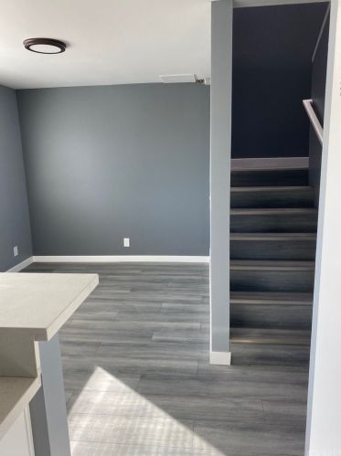 12924 Roselle Ave, Hawthorne CA  90250-5364 exterior