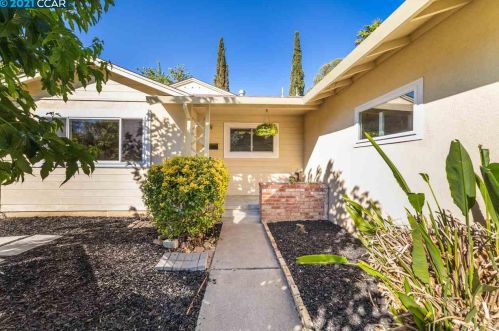 866 San Simeon Ct, Concord CA  94518-2316 exterior