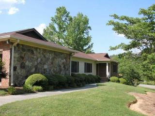4865 Jones Rd, Fairburn, GA 30213-2033