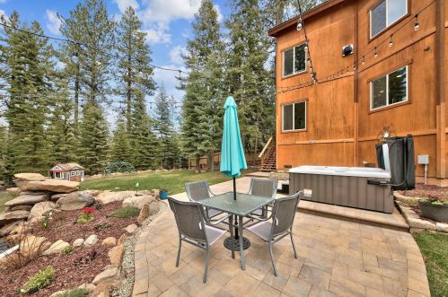 10970 Palisades Dr, Truckee CA  96161-3188 exterior