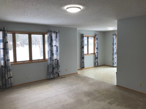 16706 3rd St, St Marys Point, MN 55043-9609
