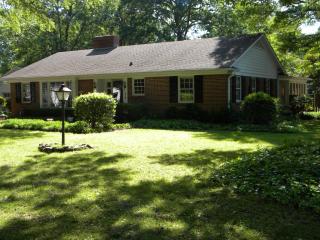 610 Circle Ln, Farelly Lake, AR 72160-5825